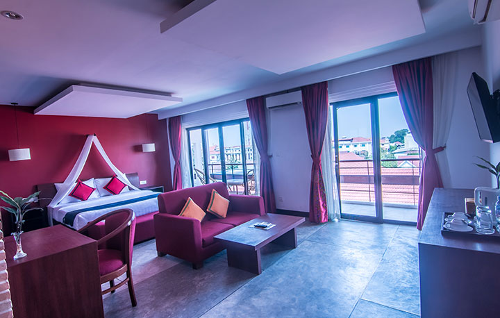 Mekong-Suite-Private-Balcony-04