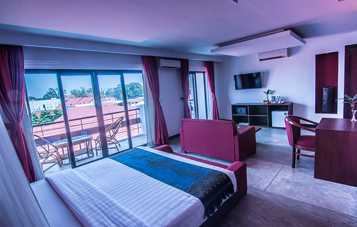 Mekong-Suite-Private-Balcony-05