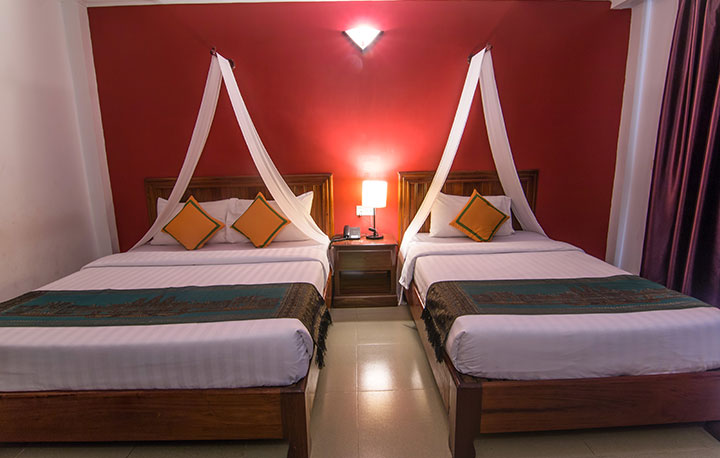  Superior-Twin-with-Balcony-03